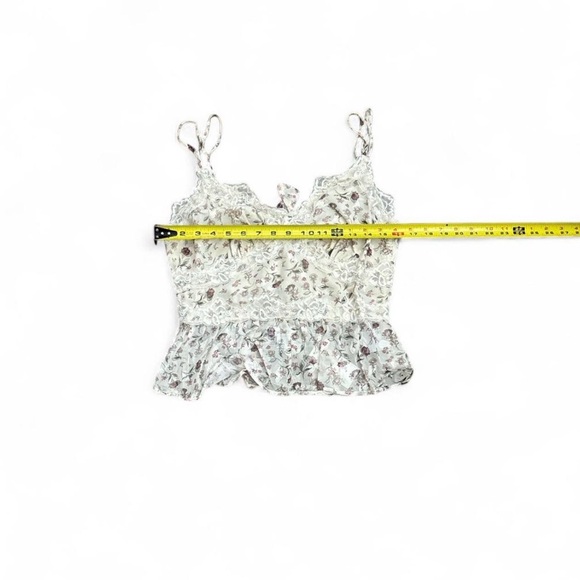 Floral Lace Trim Camisole Top - Picture 3 of 6